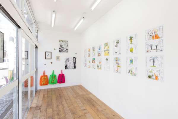 スーパーギャラリー展覧会|ぴょんぬりら|ぴょんぬりらの港まち散歩